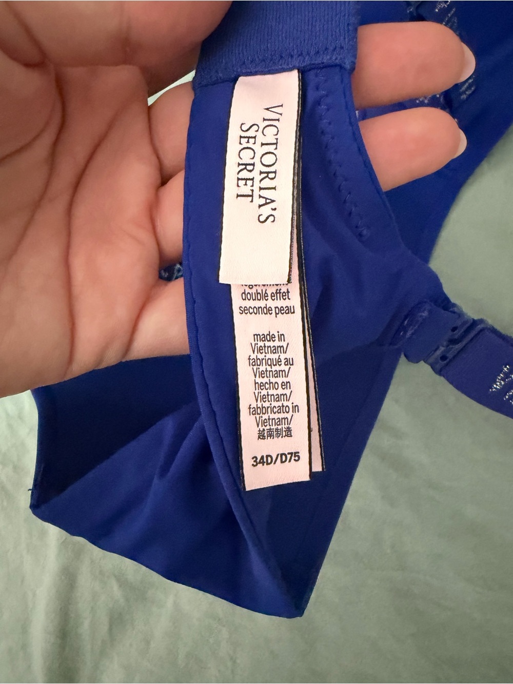 Set of 3 Lightly Lined VS Wireless Bras - Picture 11 of 11